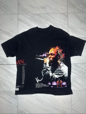 Black Graphic Rapper Print Tee - Men
